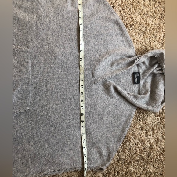 Princess goes Hollywood sweater - Picture 7 of 9